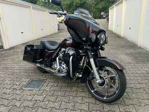 HARLEY DAVIDSON STREET GLIDE CVO