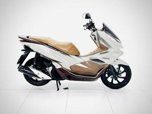HONDA PCX 150 DLX
