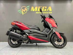 YAMAHA XMAX 250