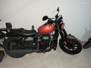 HYOSUNG BOBBER 125 EN EXCELLENT ÉTAT