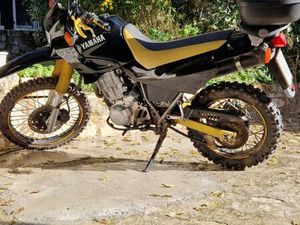 YAMAHA XT 600 E, 2002 GOD.