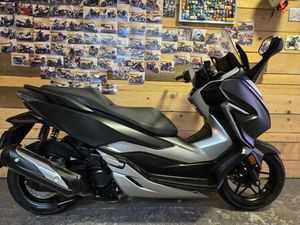 HONDA NSS FORZA 300 2021 300 CM3 | SCOOTER | 32 000 KM | GRIS | 13006 MARSEILLE 06