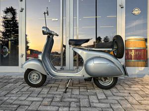 1957 PIAGGIO VESPA VB1T 150 A VENDRE