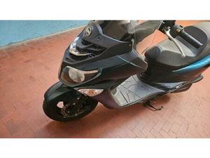 VENDO SYM JOYRIDE 200 ABS (2017 - 20) USATA A GENOVA (CODICE 9928406) - MOTO.IT