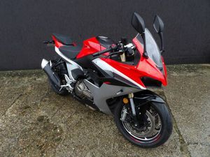 QJ MOTOR SRK 600 RS 2025 600 CM3 | MOTO SPORTIVE | 1 684 KM | ROUGE | 94190 VILLENEUVE ST GEORGES