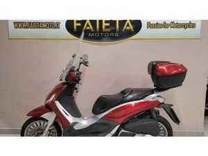 VENDO PIAGGIO BEVERLY 300 I.E. (2010 - 16) USATA A ROMA (CODICE 9738181) - MOTO.IT