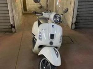 PIAGGIO VESPA 250 GTS - 2006