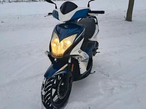 VERKAUFE MOTORROLLER KYMCO SUPER 8 50 CCM