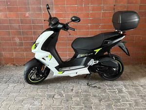 PEUGEOT SPEEDFIGHT 4 SPORTLINE 50 CCM SF4 2 TAKT