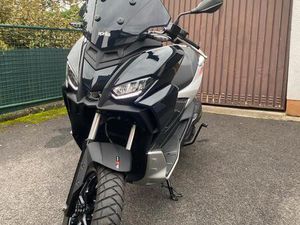 MOTORRAD MOTORROLLER