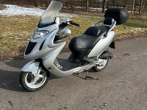 KYMCO 50 CCM ROLLER/MOFA MIT BEIDEN 25/45 KM/H PAPIEREN!!!