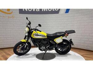 VENDO DUCATI SCRAMBLER 800 FLAT TRACK PRO (2016 - 17) USATA A PRATO (CODICE 9927535) - MOTO.IT