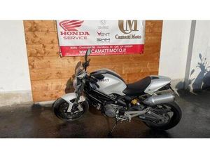 VENDO DUCATI MONSTER 696 (2008 - 13) USATA A BIELLA (CODICE 9927380) - MOTO.IT