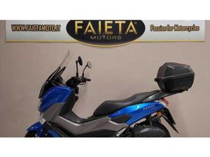 VENDO YAMAHA N-MAX 155 (2017 - 20) USATA A ROMA (CODICE 9928276) - MOTO.IT