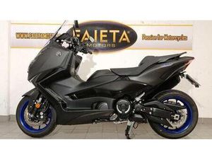 VENDO YAMAHA T-MAX 560 (2025 - 26) USATA A ROMA (CODICE 9928284) - MOTO.IT