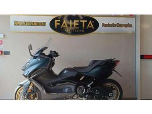 VENDO YAMAHA T-MAX 560 TECH MAX (2022 - 24) USATA A ROMA (CODICE 9928176) - MOTO.IT