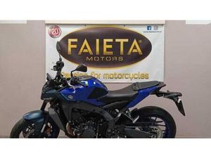 VENDO YAMAHA MT-09 (2024 - 26) USATA A ROMA (CODICE 9928189) - MOTO.IT