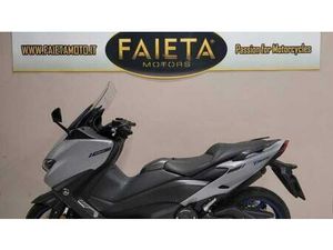 VENDO YAMAHA T-MAX 560 (2020 - 21) USATA A ROMA (CODICE 9928242) - MOTO.IT