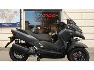 VENDO YAMAHA TRICITY 300 (2021 - 24) USATA A LA SPEZIA (CODICE 9928434) - MOTO.IT