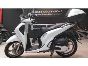 VENDO HONDA SH 150 I (2017 - 19) USATA A ROMA (CODICE 9927867) - MOTO.IT