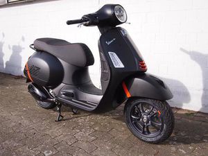VESPA GTS SUPER SPORT 125