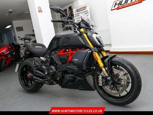 2019 '19 DUCATI DIAVEL 1260S. ÖHLINS, BREMBO, HP CORSE EXHAUST, STUNNING £12,395