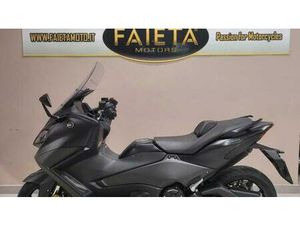 VENDO YAMAHA T-MAX 560 (2022 - 24) USATA A ROMA (CODICE 9738147) - MOTO.IT