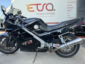 HONDA VFR 750F (RC24)- CLASSICA,POTENTE E IMPECAVEL ALGOZ E TUNES