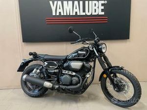 YAMAHA SCR 950 ABS