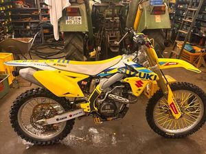 SUZUKI RMZ 450 2016 TOP