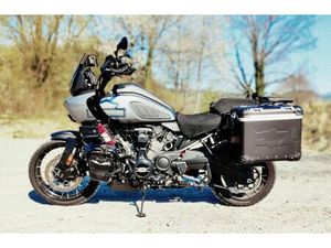 HARLEY DAVIDSON PAN AMERICA SPECIAL RA1250S MIT WENIG KM