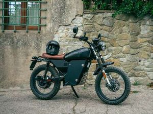 BTM BONFIRE X | CLASSIC | 100 KM/H | STANDARD