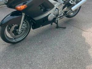 KAWASAKI ZZR 600