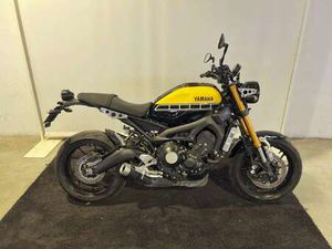 YAMAHA XSR 900 XSR900 GIALLO