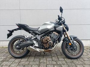 HONDA CB 650 RACR E-CLUTCH **JUNGE GEBRAUCHTE**