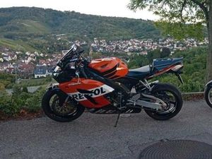 HONDA CBR 1000 SC 57