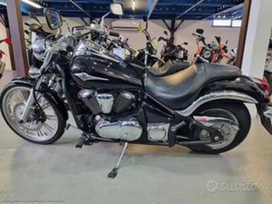 KAWASAKI VN 900 CUSTOM - SOLO 737 KM