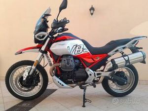 MOTO GUZZI V85 TT - 2025