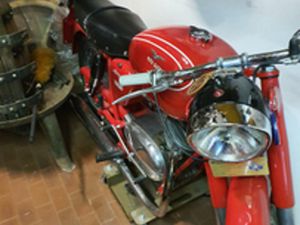 STORNELLO 125 TURISMO