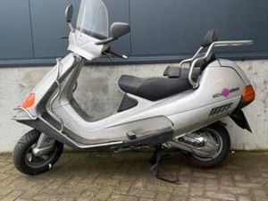 PIAGGIO HEXAGON 150CC — SCOOTERS | PIAGGIO — MARKTPLAATS