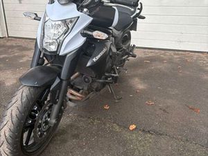 KAWASAKI ER-6N (ER650E) - GEPFLEGT & PERFEKT FÜR ANFÄNGER