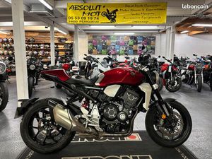 HONDA CB 1000 R 1ÈRE MAIN ABSOLUT MOTO