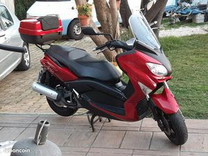 SCOOTER YAMAHA XMAX 125