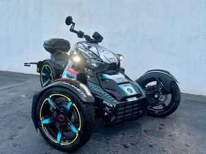 CAN-AM RYKER 900 SPORT