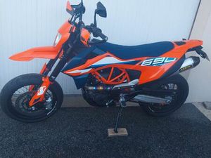 KTM 690 SMC R SUPERMOTARD 2023