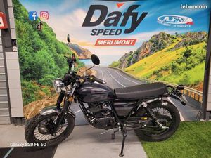 MASH 125 NEW SEVENTY BLACK VINYL OCCASION FAIBLES KILOMETRES