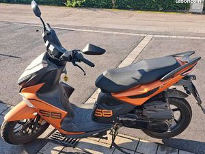 VEND SCOOTER KYMCO