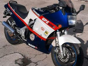 KAWASAKI GPZ 500