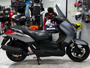 YAMAHA - XMAX 125