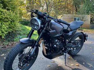 BRIXTON CROSSFIRE 125